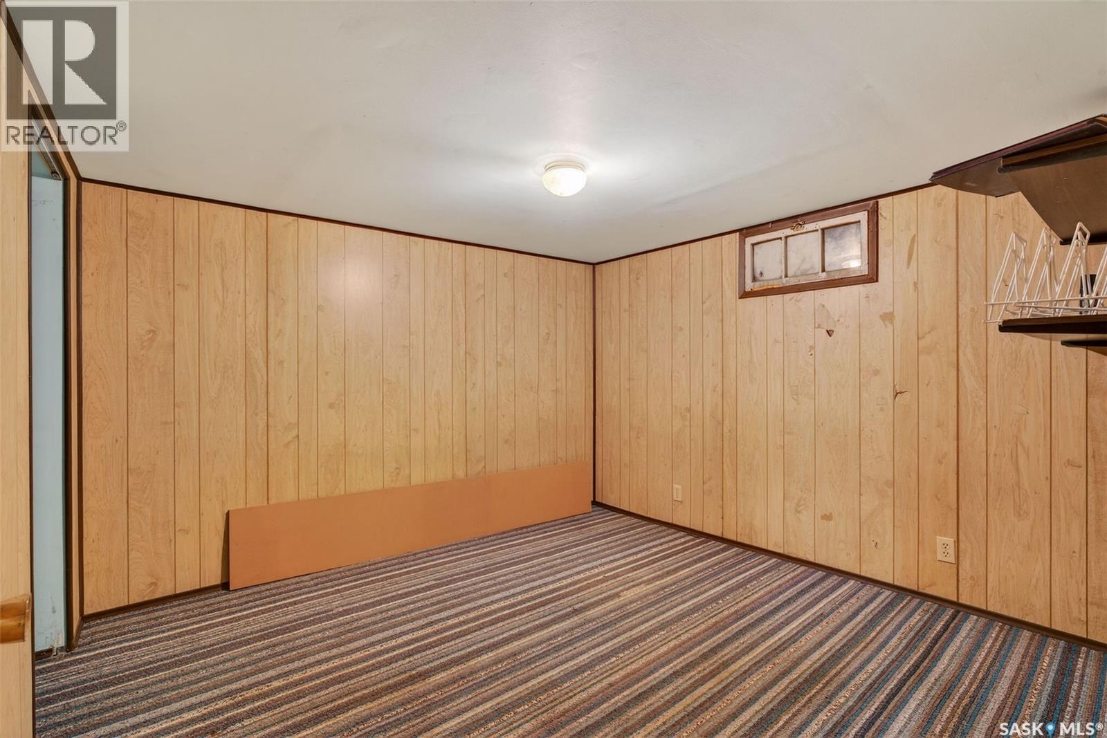 408 10Th Street E, Prince Albert, SK - Indoor Photo Showing Other Room