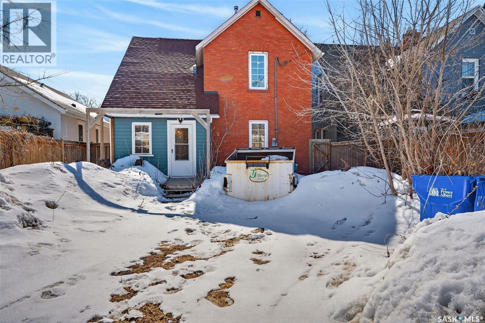 408 10Th Street E, Prince Albert, SK - Outdoor