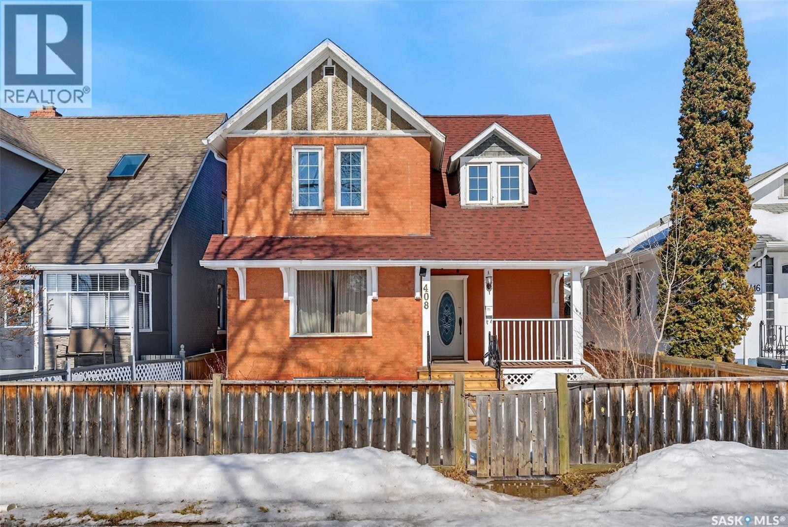 408 10Th Street E, Prince Albert, SK - Outdoor With Deck Patio Veranda