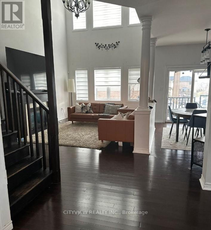 7 Woodvalley Court, Hamilton, ON - Indoor