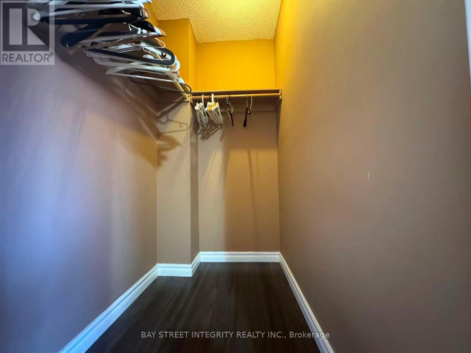 4255 Wakefield Crescent, Mississauga, ON - Indoor Photo Showing Other Room