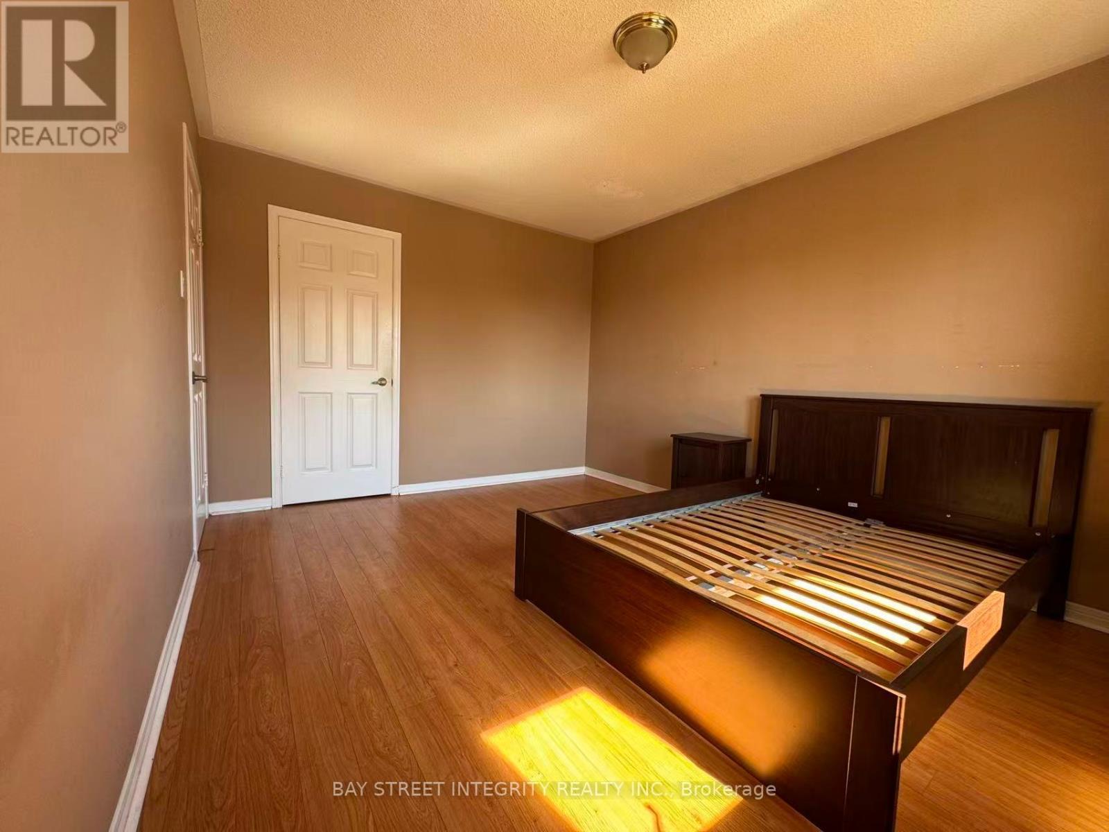 4255 Wakefield Crescent, Mississauga, ON - Indoor