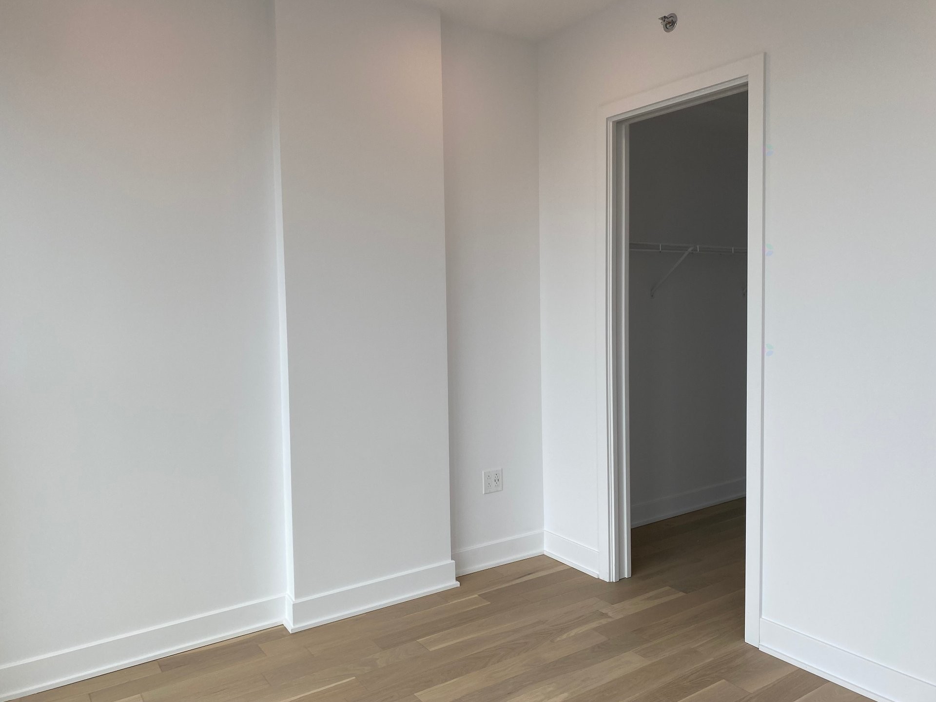 Chambre à coucher - 2006-2060 Rue Peel, Montréal (Ville-Marie), QC - Indoor Photo Showing Other Room