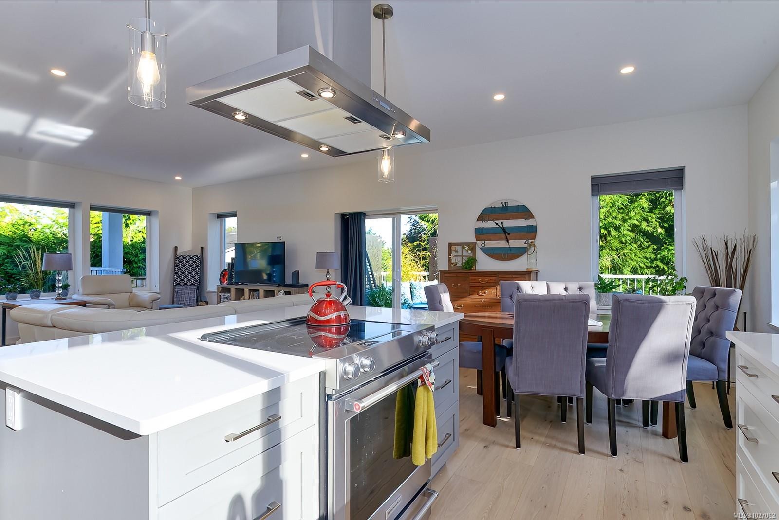 167 Bayridge Pl, Bowser, BC