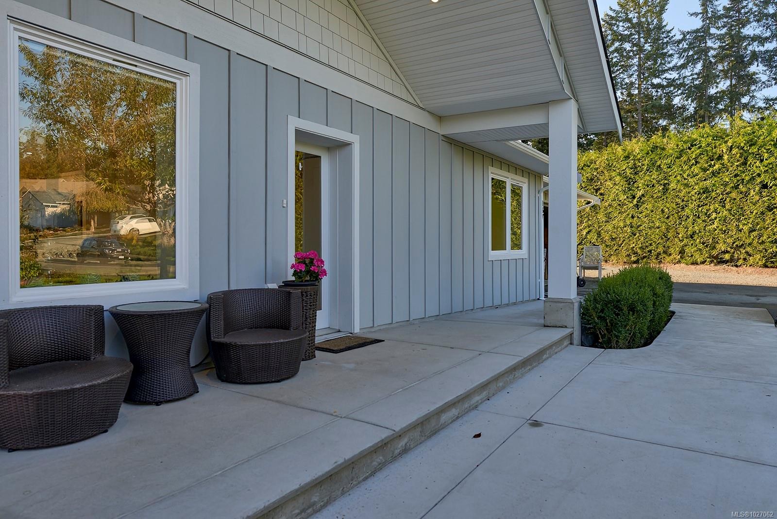 167 Bayridge Pl, Bowser, BC