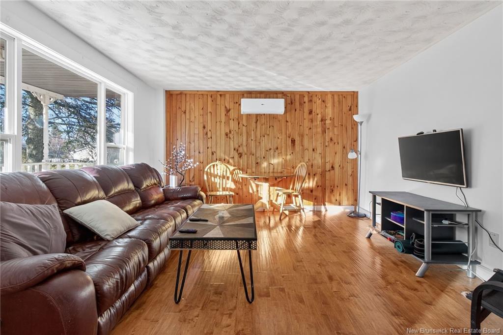 29 Second Ave, Moncton, NB