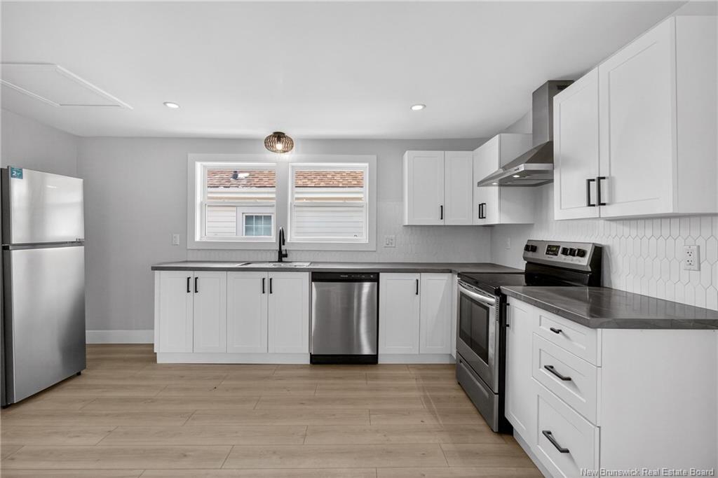 6 Kenmore Dr, Moncton, NB