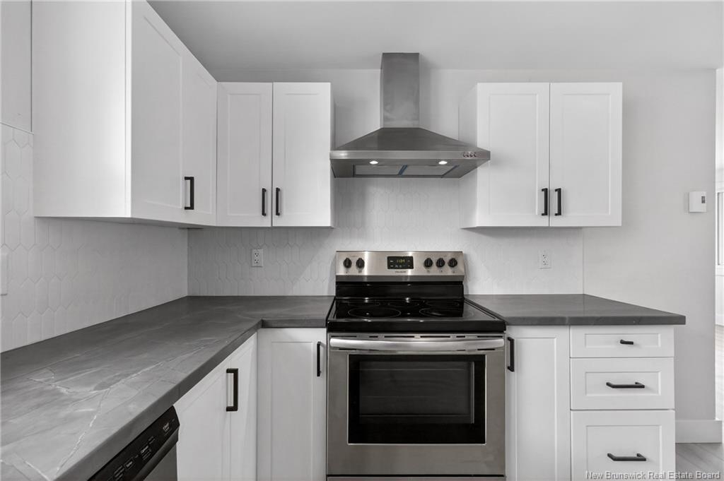 6 Kenmore Dr, Moncton, NB