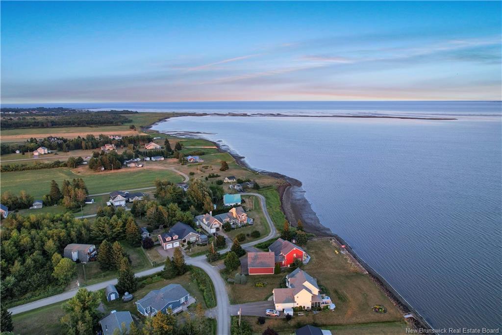 75 Louis-A-Charles St, Grande-Digue, NB