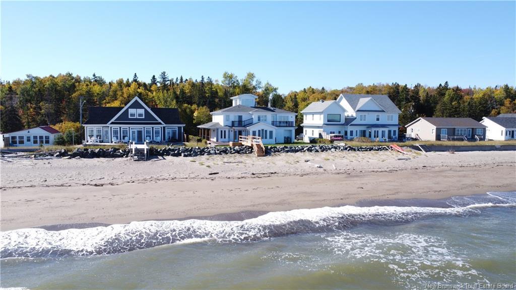 2156 Queen Elizabeth Dr, Bathurst, NB