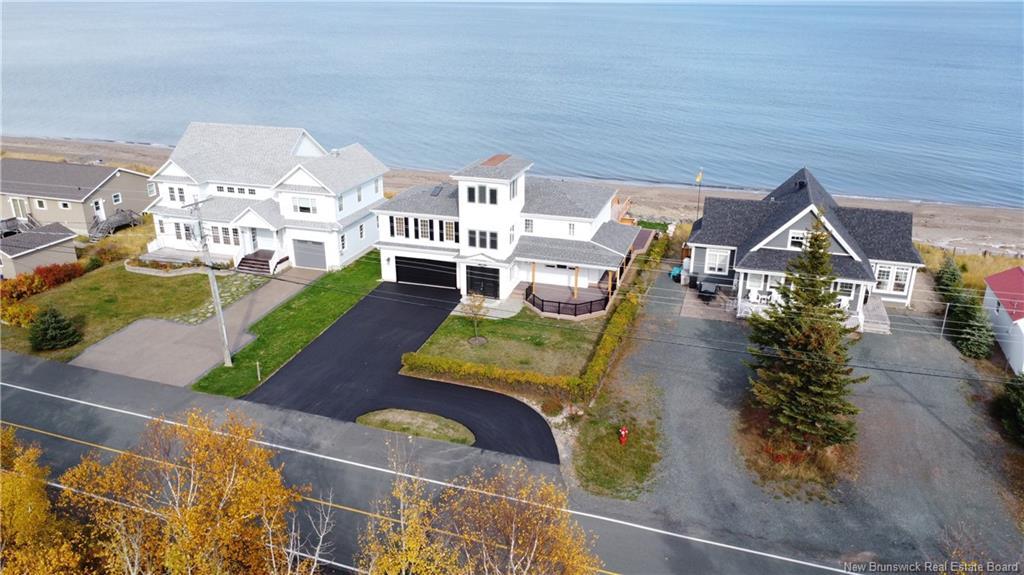 2156 Queen Elizabeth Dr, Bathurst, NB