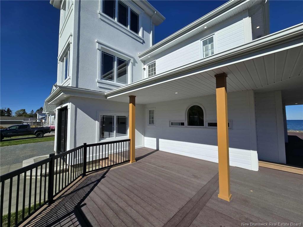 2156 Queen Elizabeth Dr, Bathurst, NB