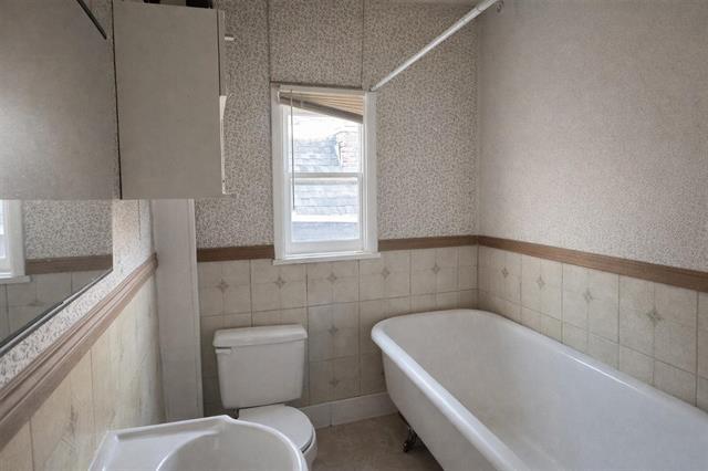 433 Burrows Ave, Winnipeg, MB