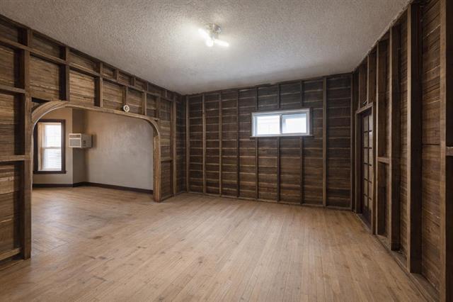 433 Burrows Ave, Winnipeg, MB