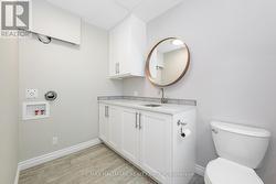 Powder room -