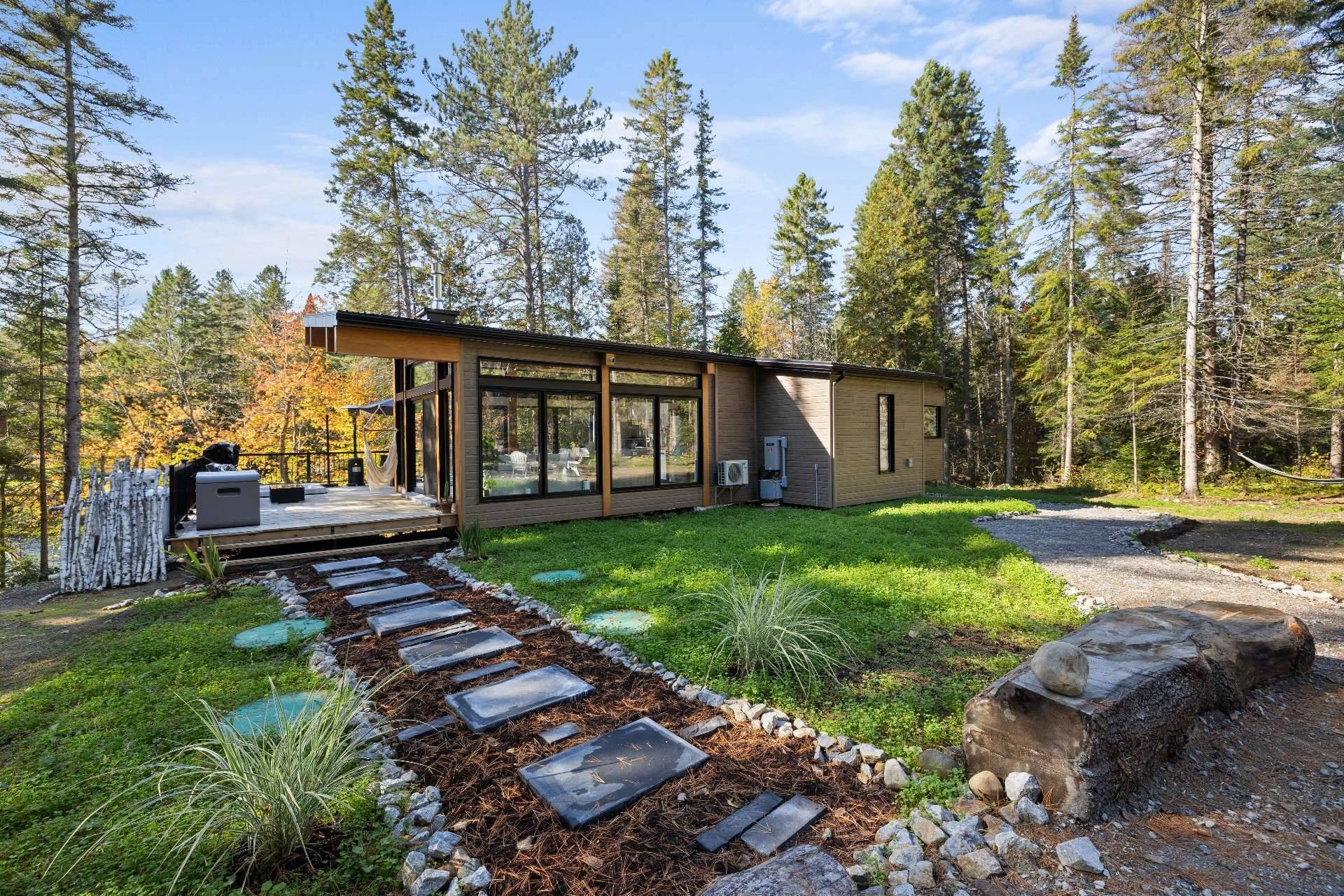 Front of Structure - 50 Rue Des Cougars, Saint-Côme, QC - Outdoor
