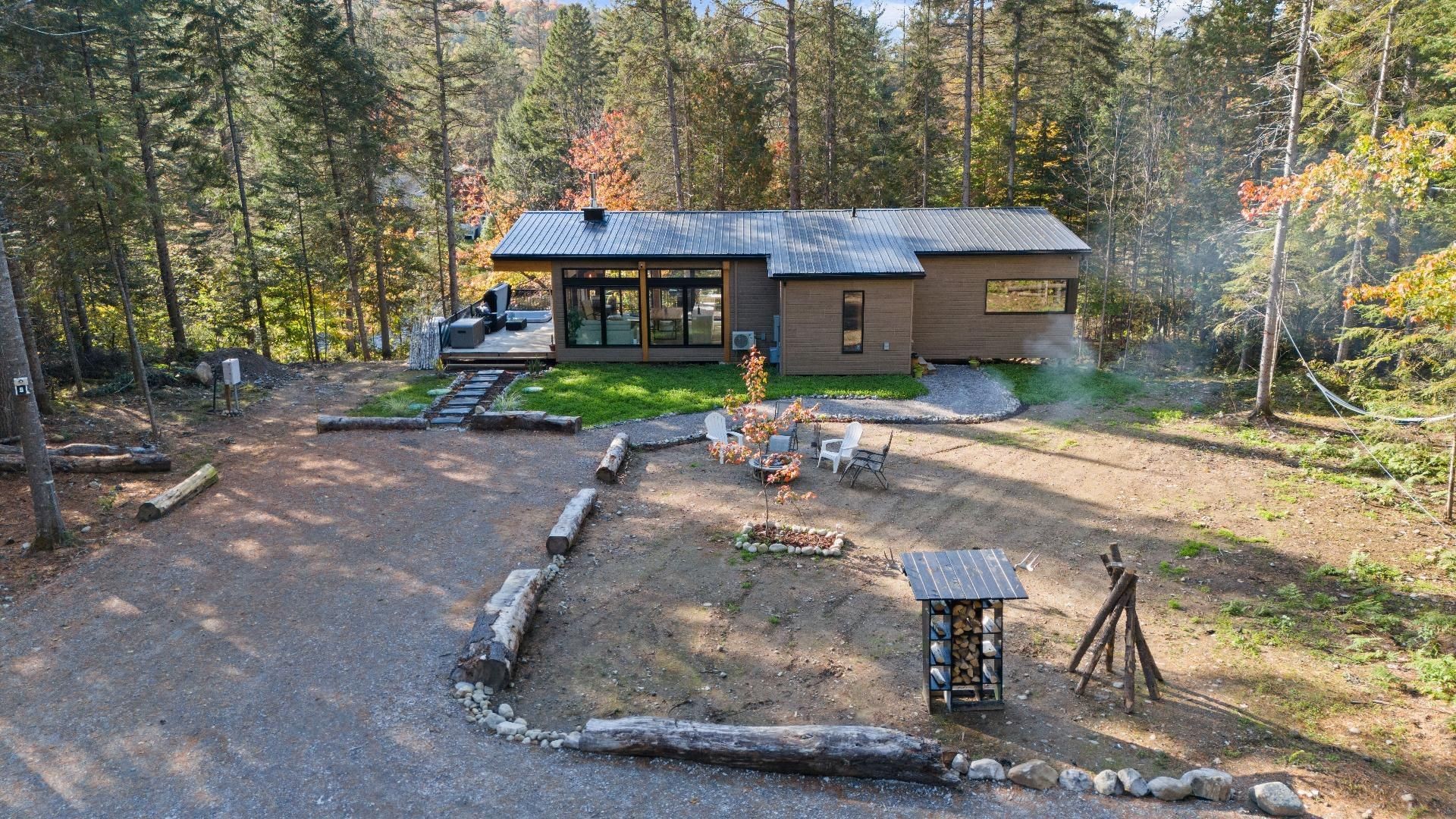 Front of Structure - 50 Rue Des Cougars, Saint-Côme, QC - Outdoor