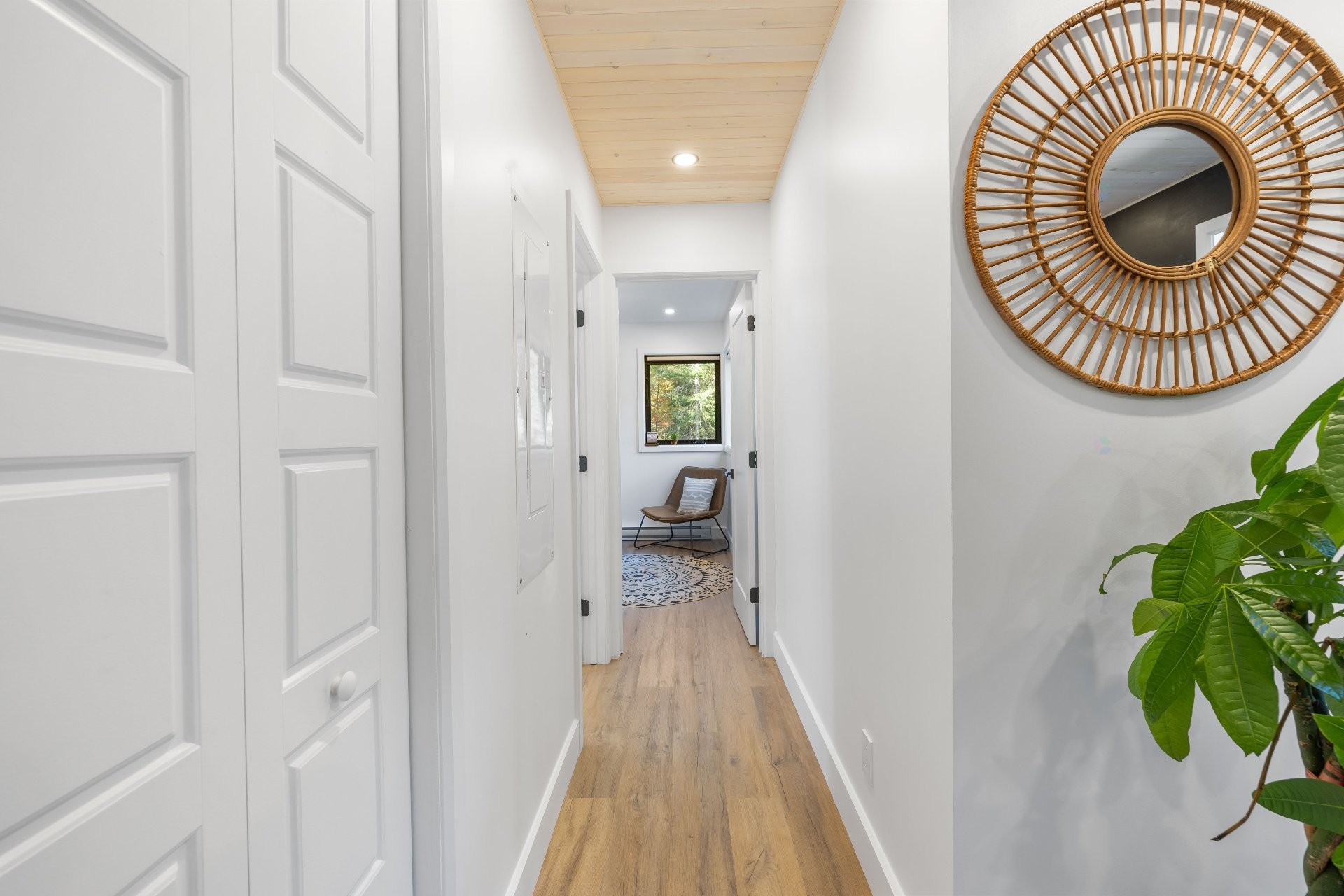Passageway - 50 Rue Des Cougars, Saint-Côme, QC - Indoor Photo Showing Other Room