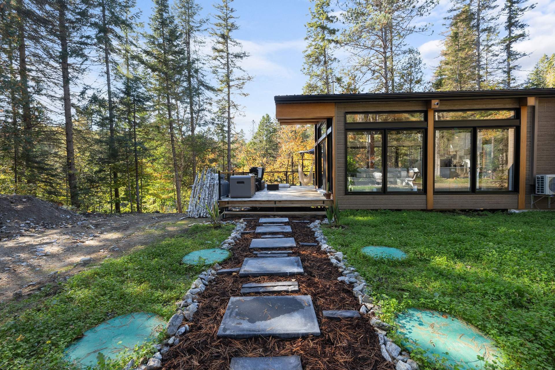 Front of Structure - 50 Rue Des Cougars, Saint-Côme, QC - Outdoor
