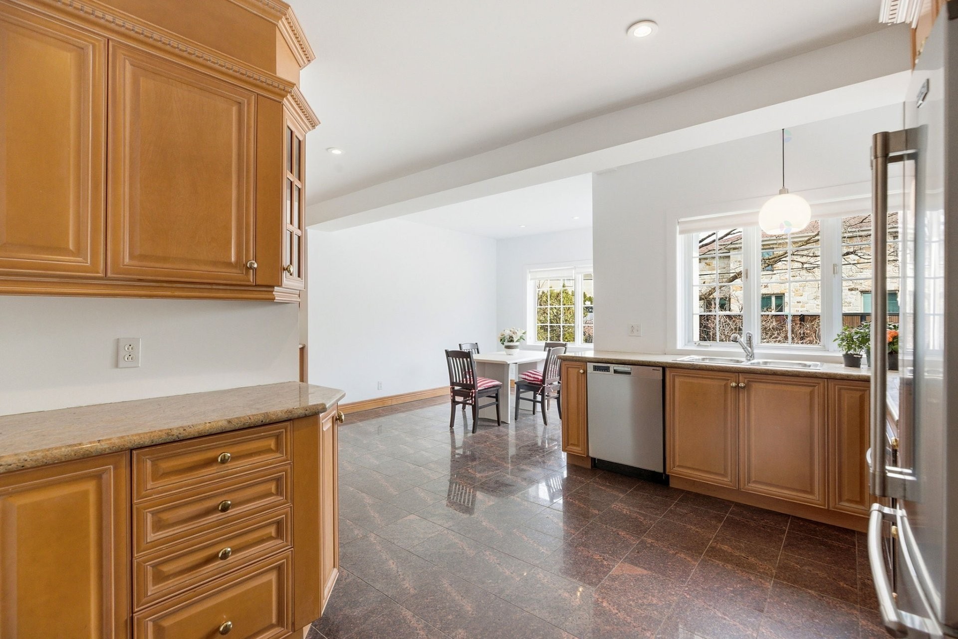 Cuisine - 138 Av. Highfield, Mont-Royal, QC - Indoor Photo Showing Kitchen