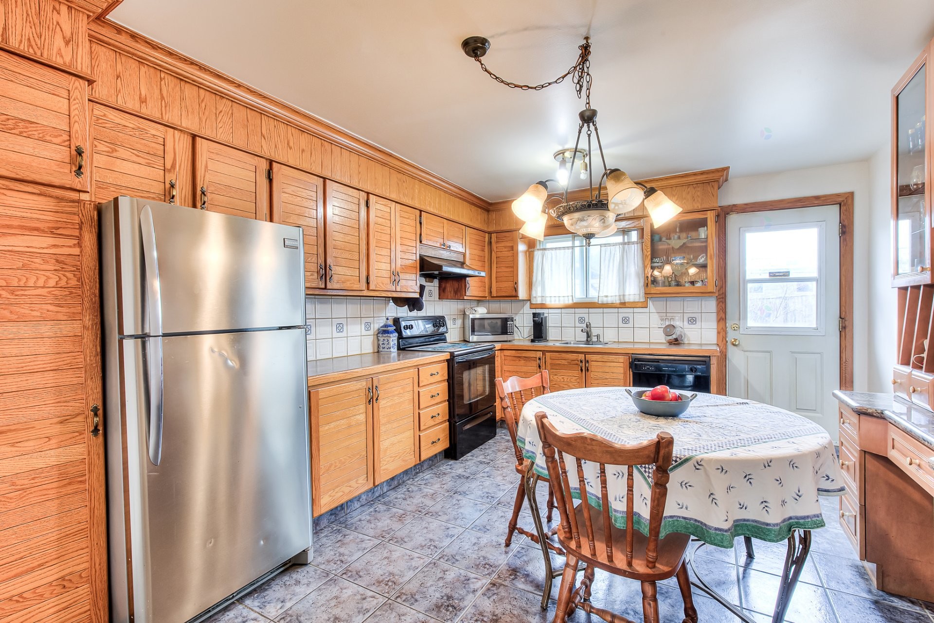 Cuisine - 364 Rue Frontenac, Dollard-Des-Ormeaux, QC - Indoor