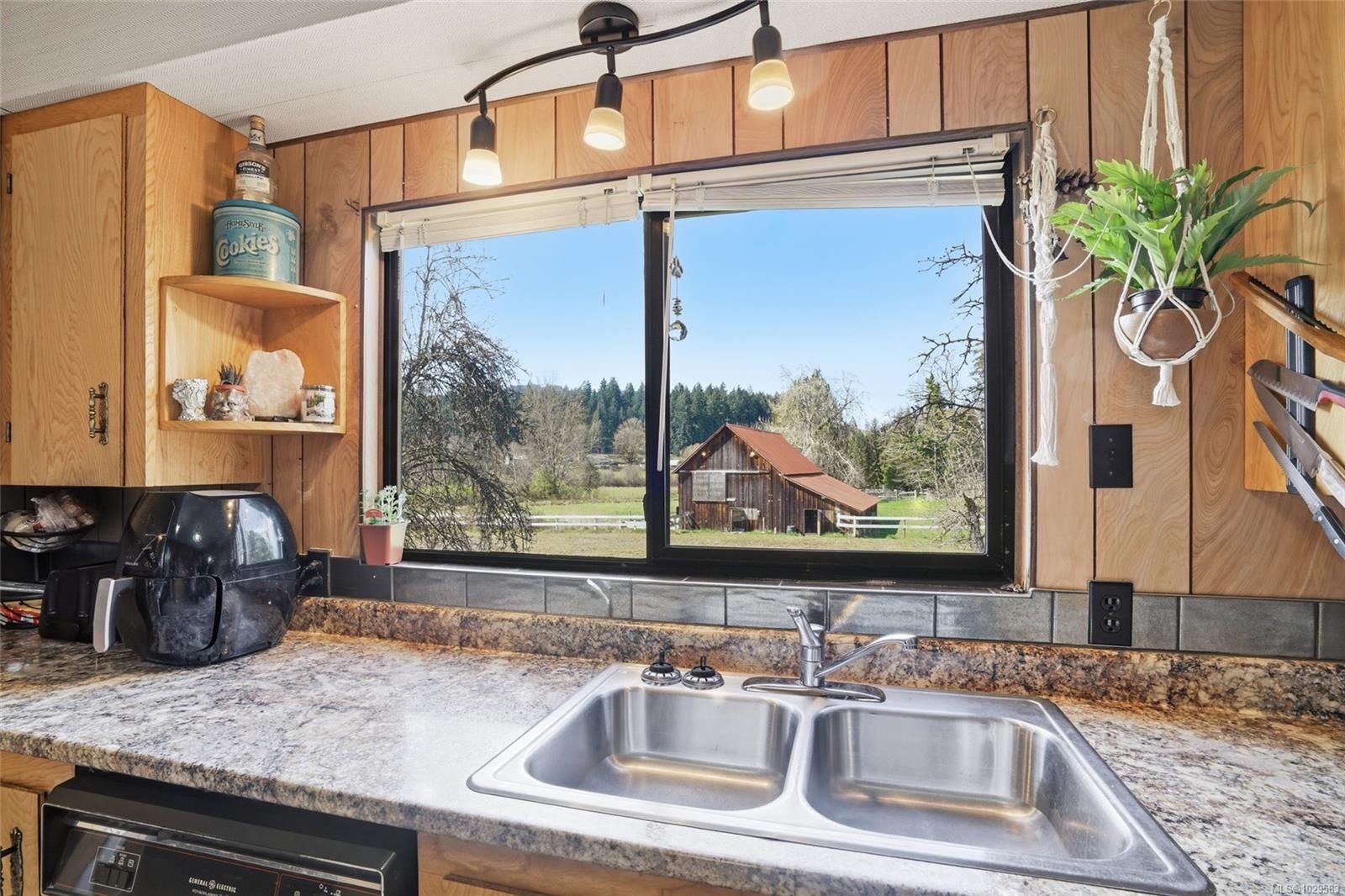 5430 Matson Rd, Ladysmith, BC