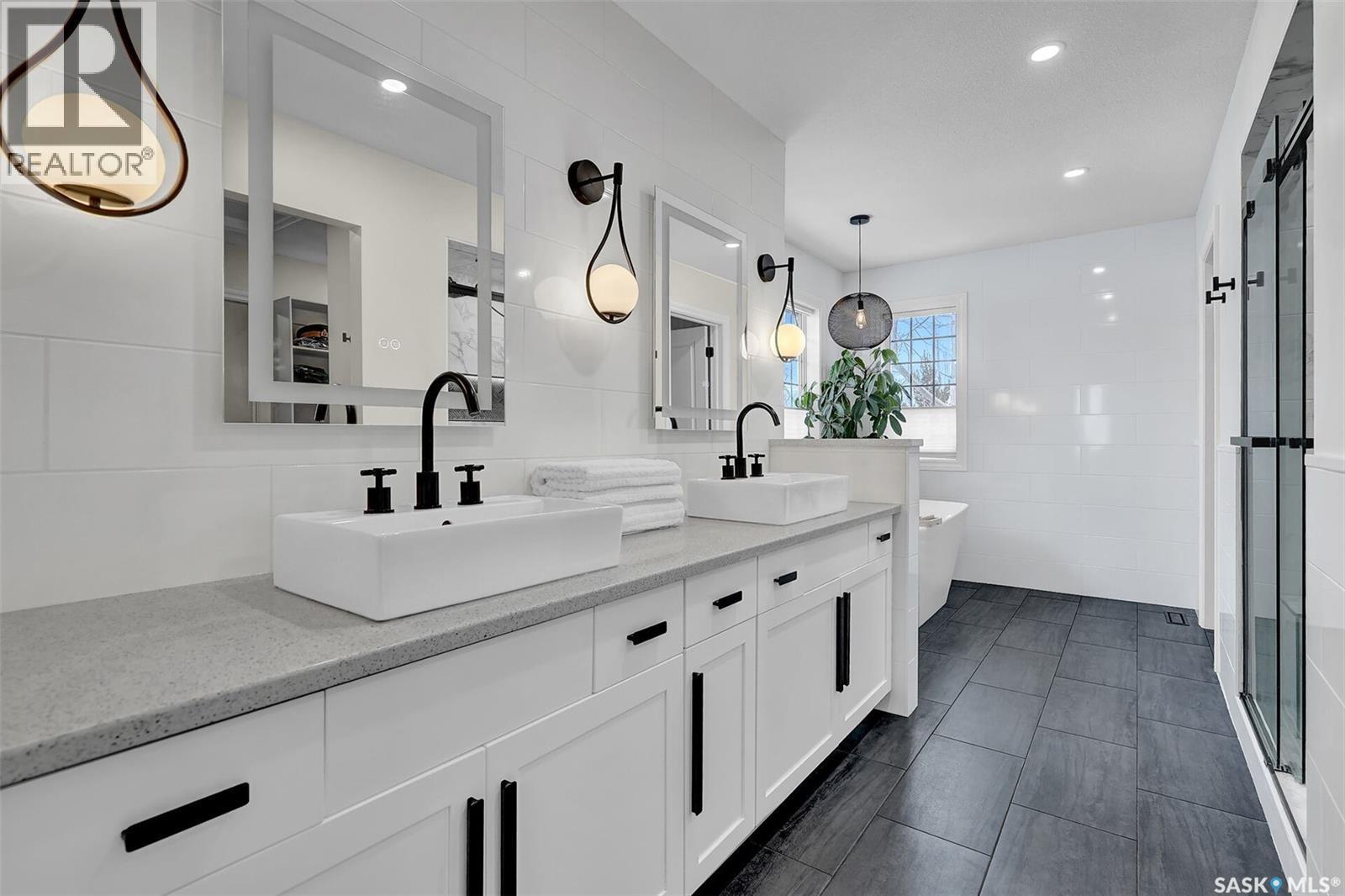 28 Emerald Creek Drive, White City, SK - Indoor Photo Showing Bathroom