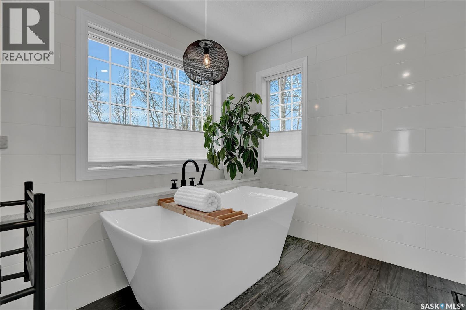 28 Emerald Creek Drive, White City, SK - Indoor Photo Showing Bathroom