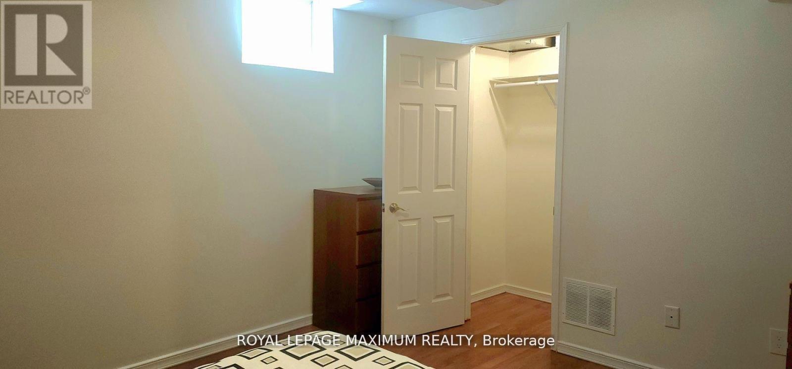 Basement - 19 Maple Forest Drive, Vaughan, ON - Indoor Photo Showing Other Room
