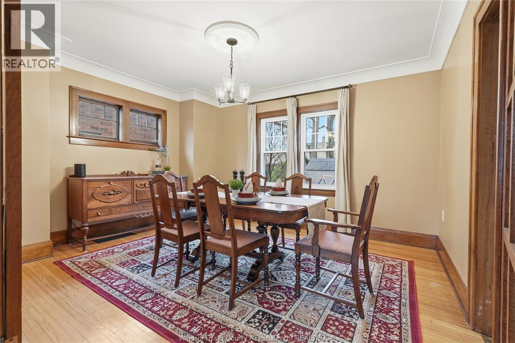 2146 Windermere, Windsor, ON - Indoor Photo Showing Dining Room