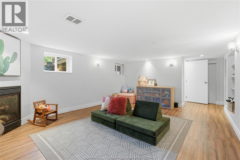 2146 Windermere, Windsor, ON - Indoor With Fireplace