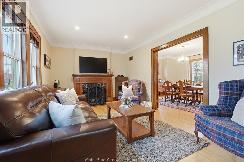 2146 Windermere, Windsor, ON - Indoor Photo Showing Living Room With Fireplace