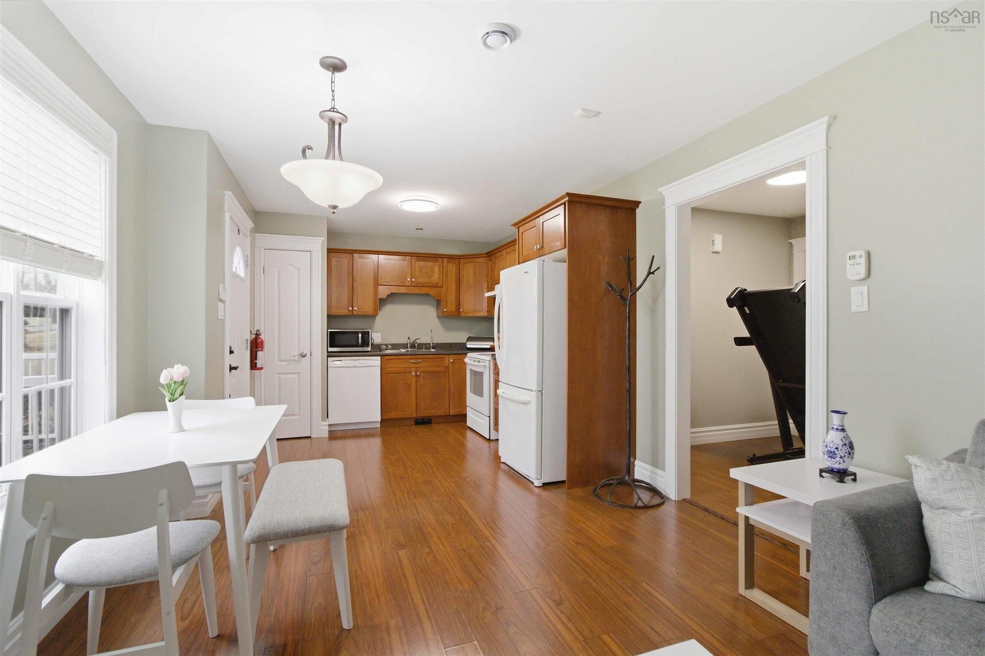 301 Preakness Crescent, Fall River, NS
