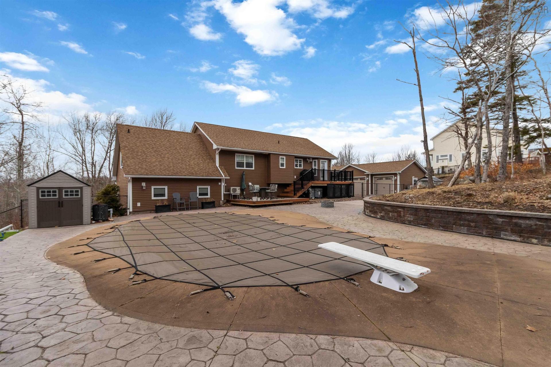 301 Preakness Crescent, Fall River, NS