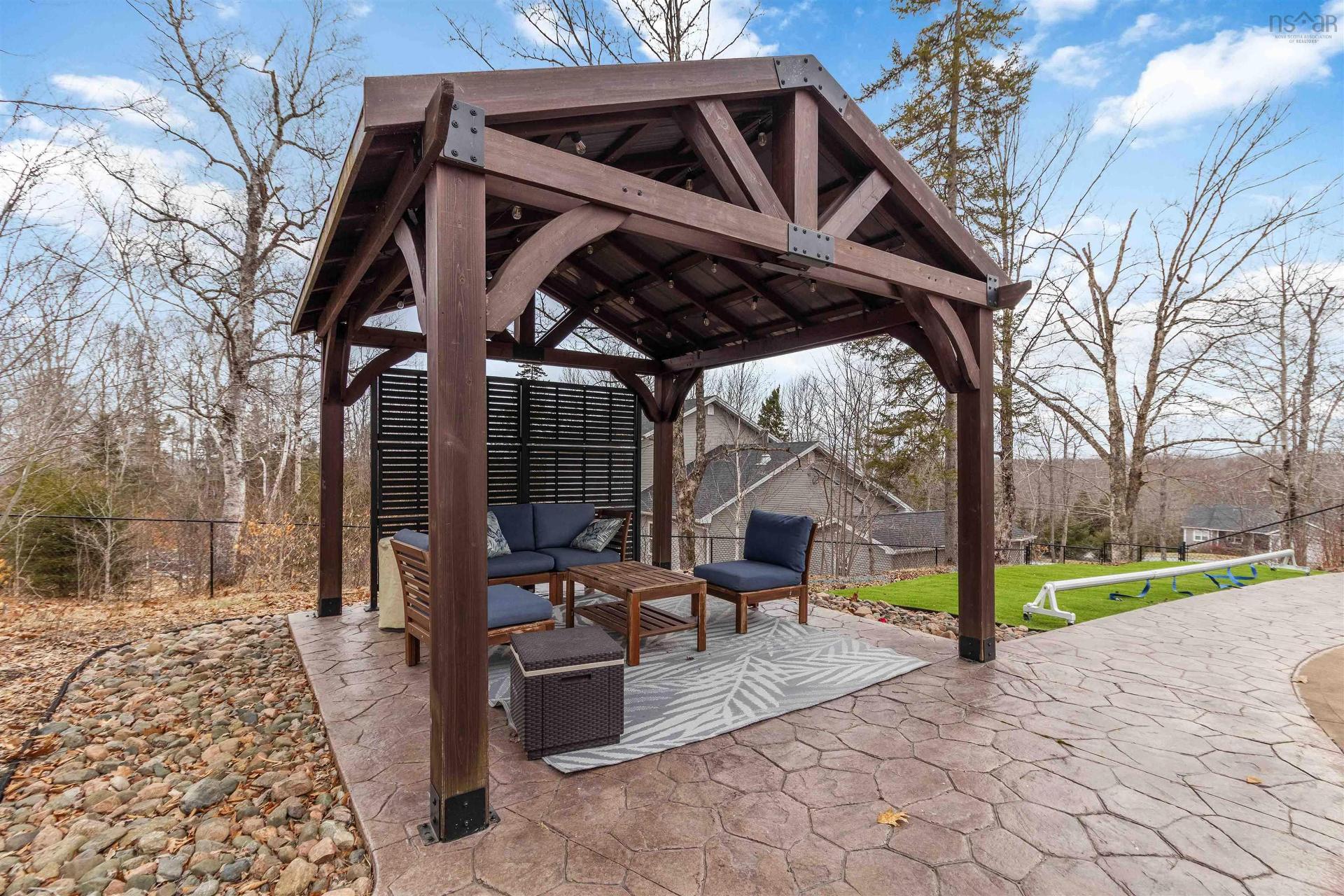 301 Preakness Crescent, Fall River, NS