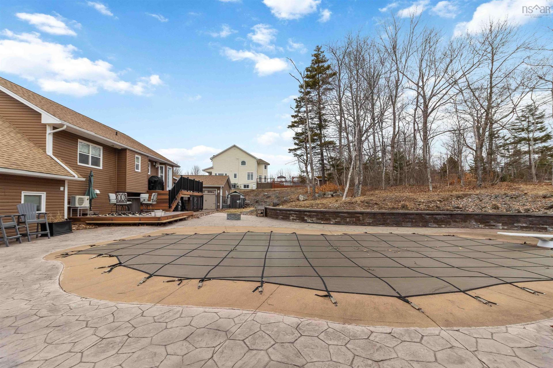 301 Preakness Crescent, Fall River, NS