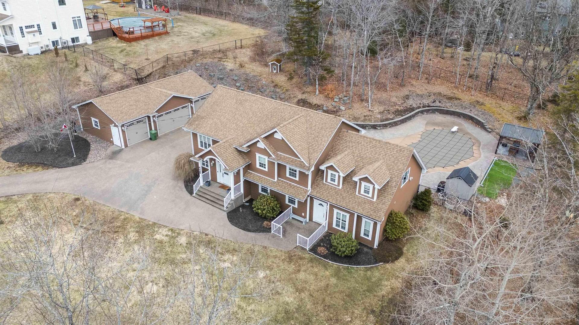 301 Preakness Crescent, Fall River, NS