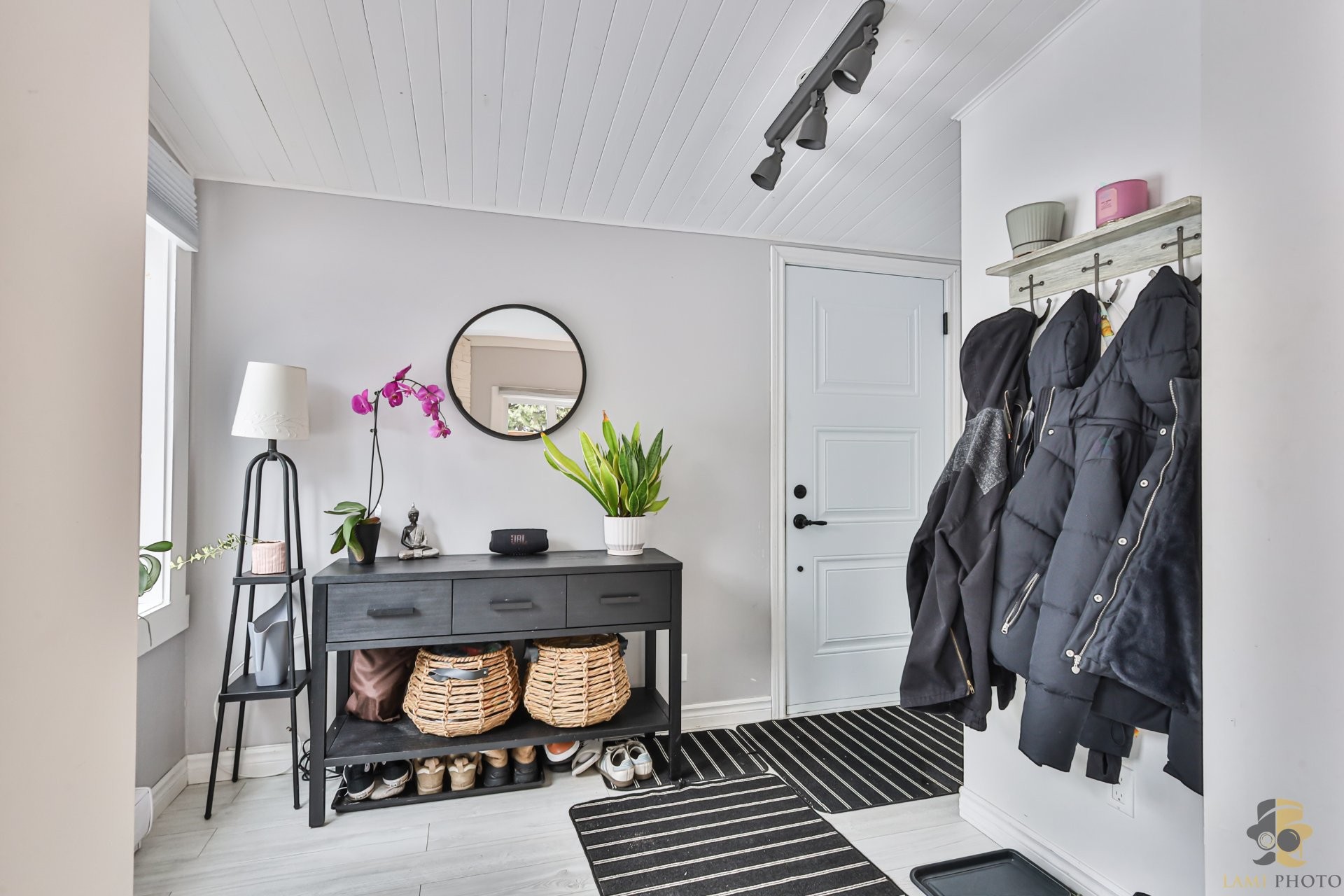 Mud Room - 172 Rue Glendale, Rosemère, QC - Indoor