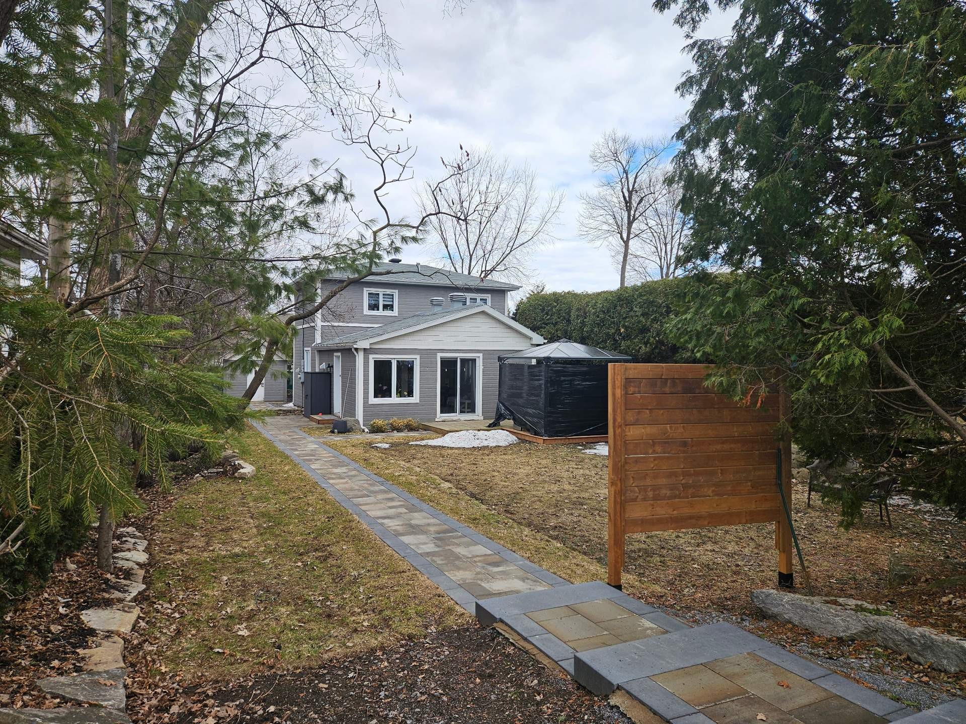 Front of Structure - 172 Rue Glendale, Rosemère, QC - Outdoor