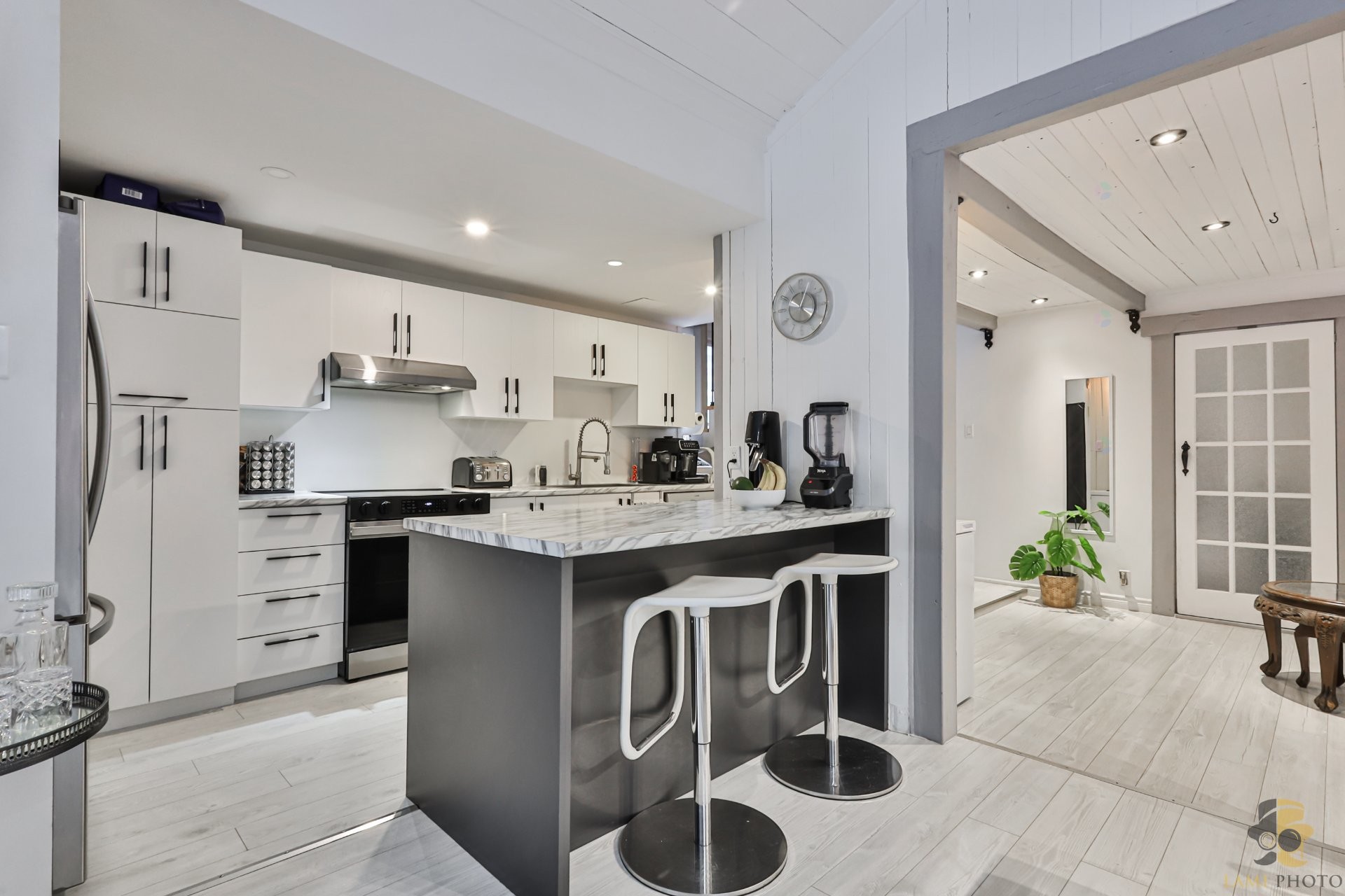 Kitchen - 172 Rue Glendale, Rosemère, QC - Indoor Photo Showing Kitchen With Upgraded Kitchen