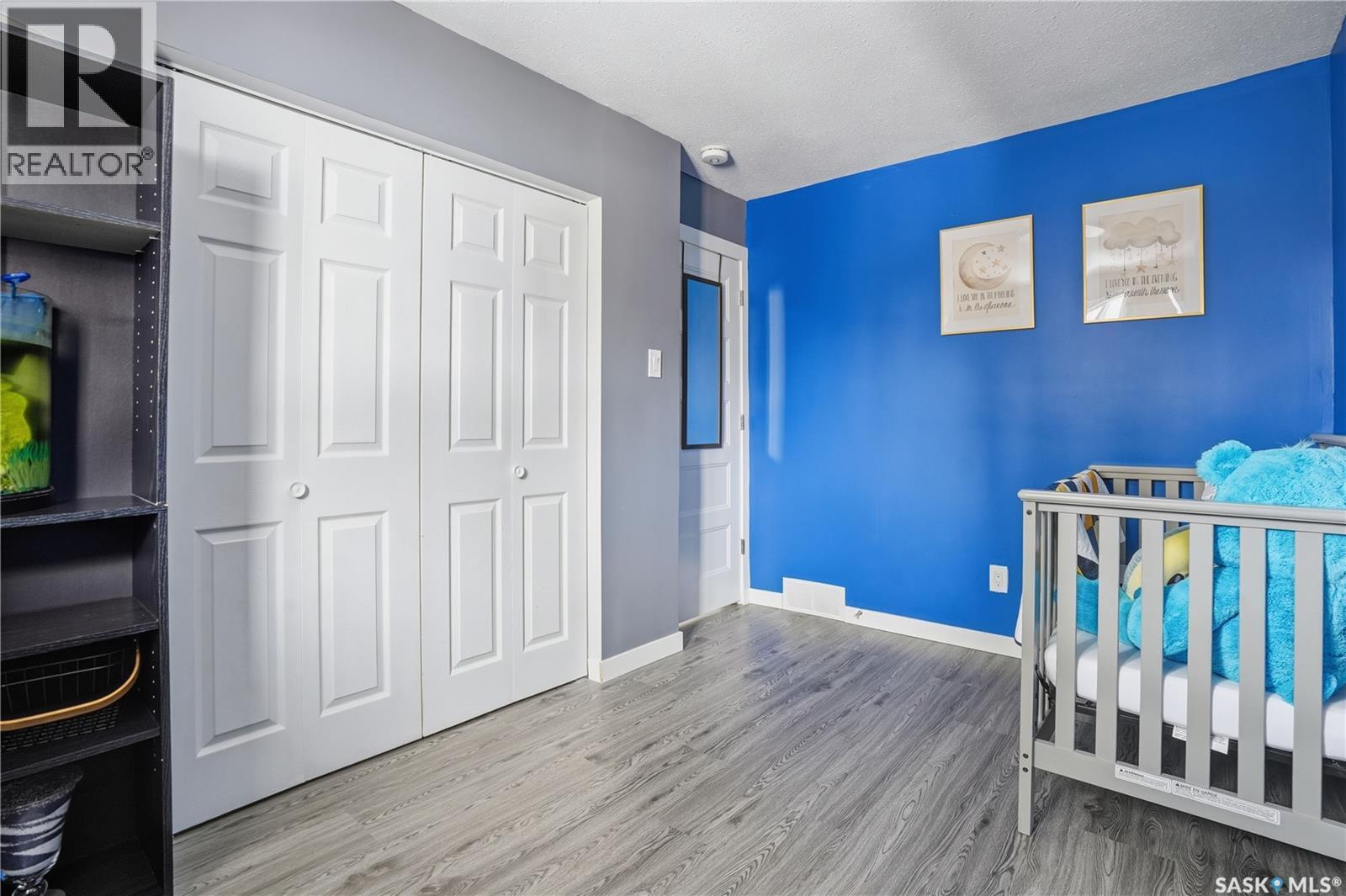68 Young Crescent, Regina, SK - Indoor Photo Showing Bedroom