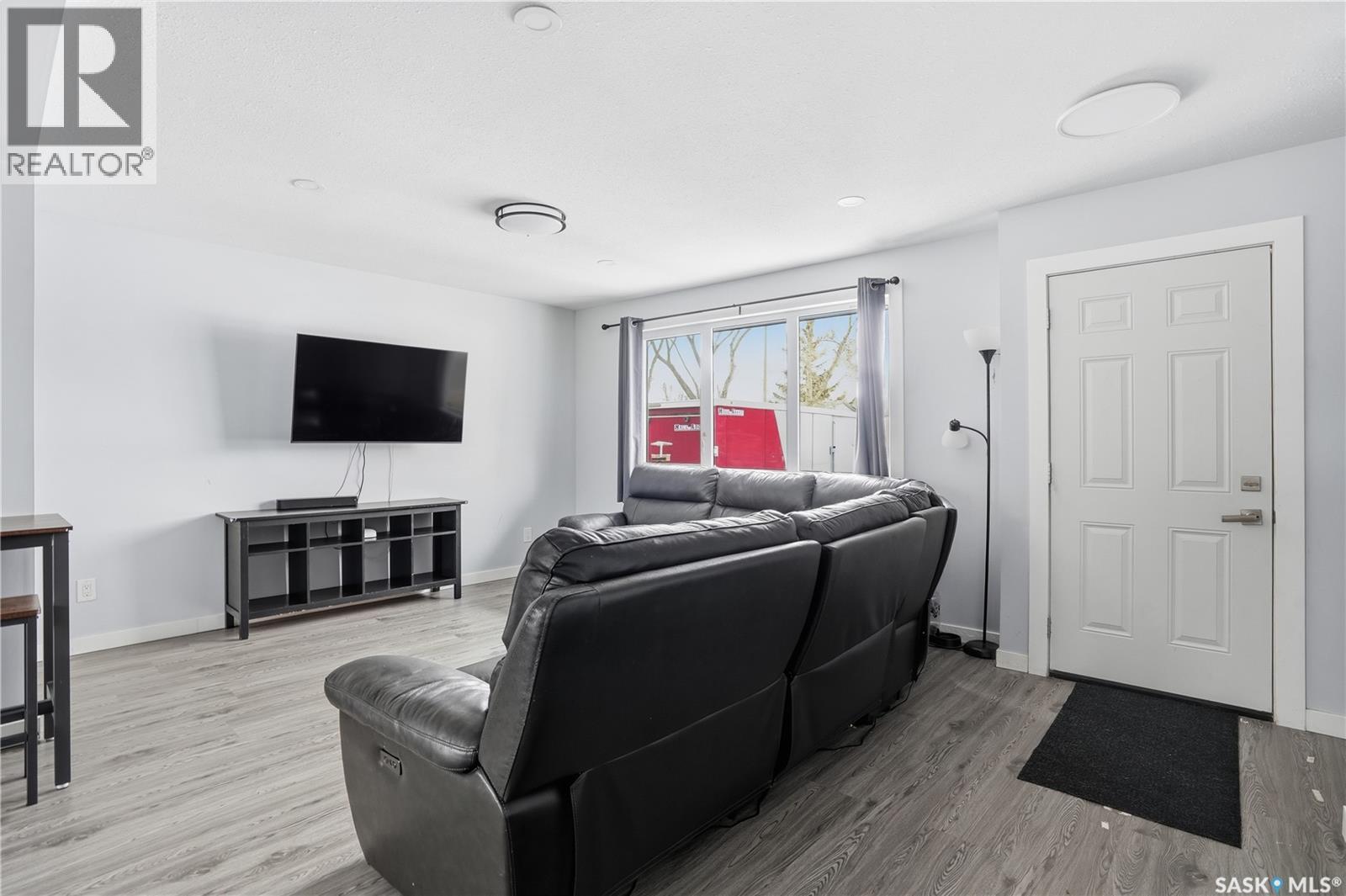 68 Young Crescent, Regina, SK - Indoor