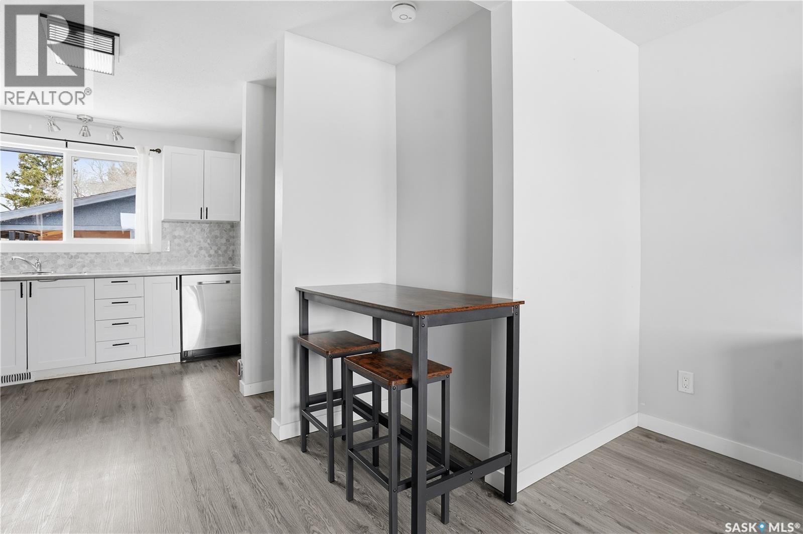 68 Young Crescent, Regina, SK - Indoor