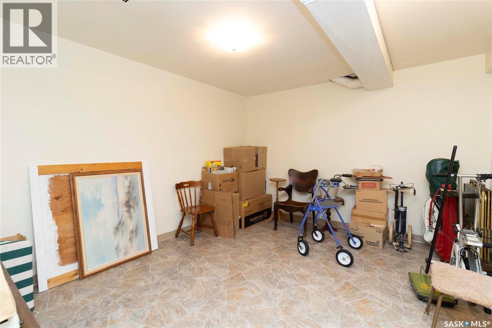 24 Anderson Crescent, Saskatoon, SK - Indoor