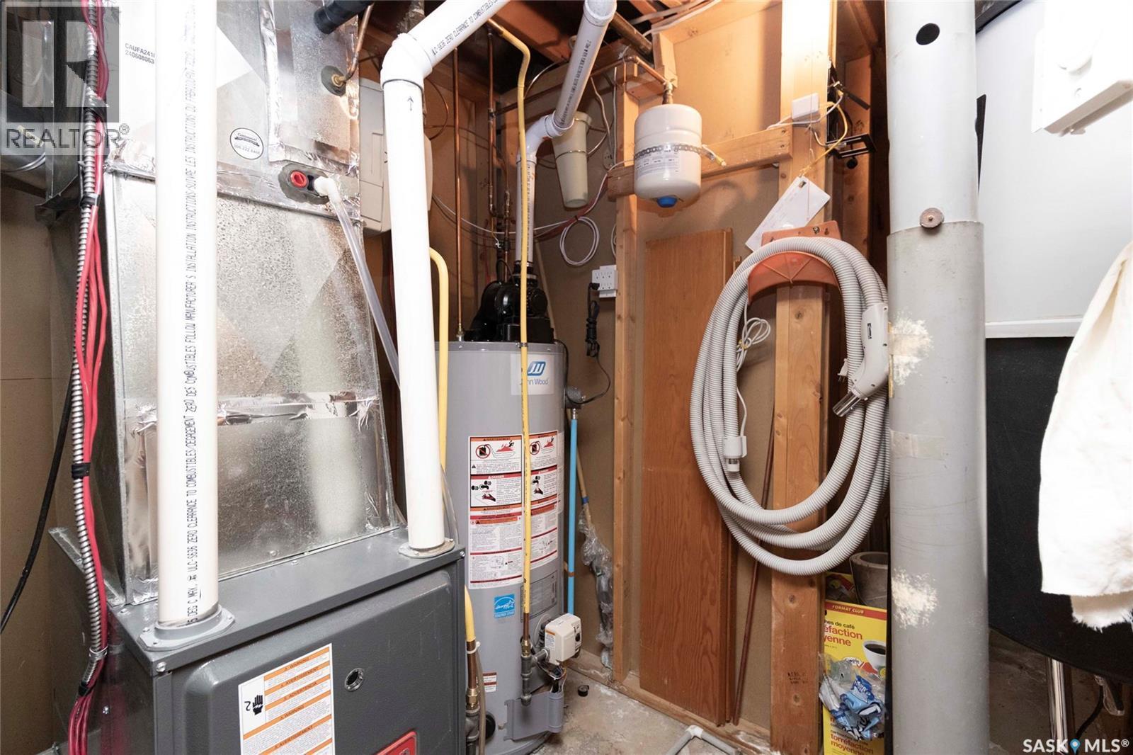 24 Anderson Crescent, Saskatoon, SK - Indoor Photo Showing Basement