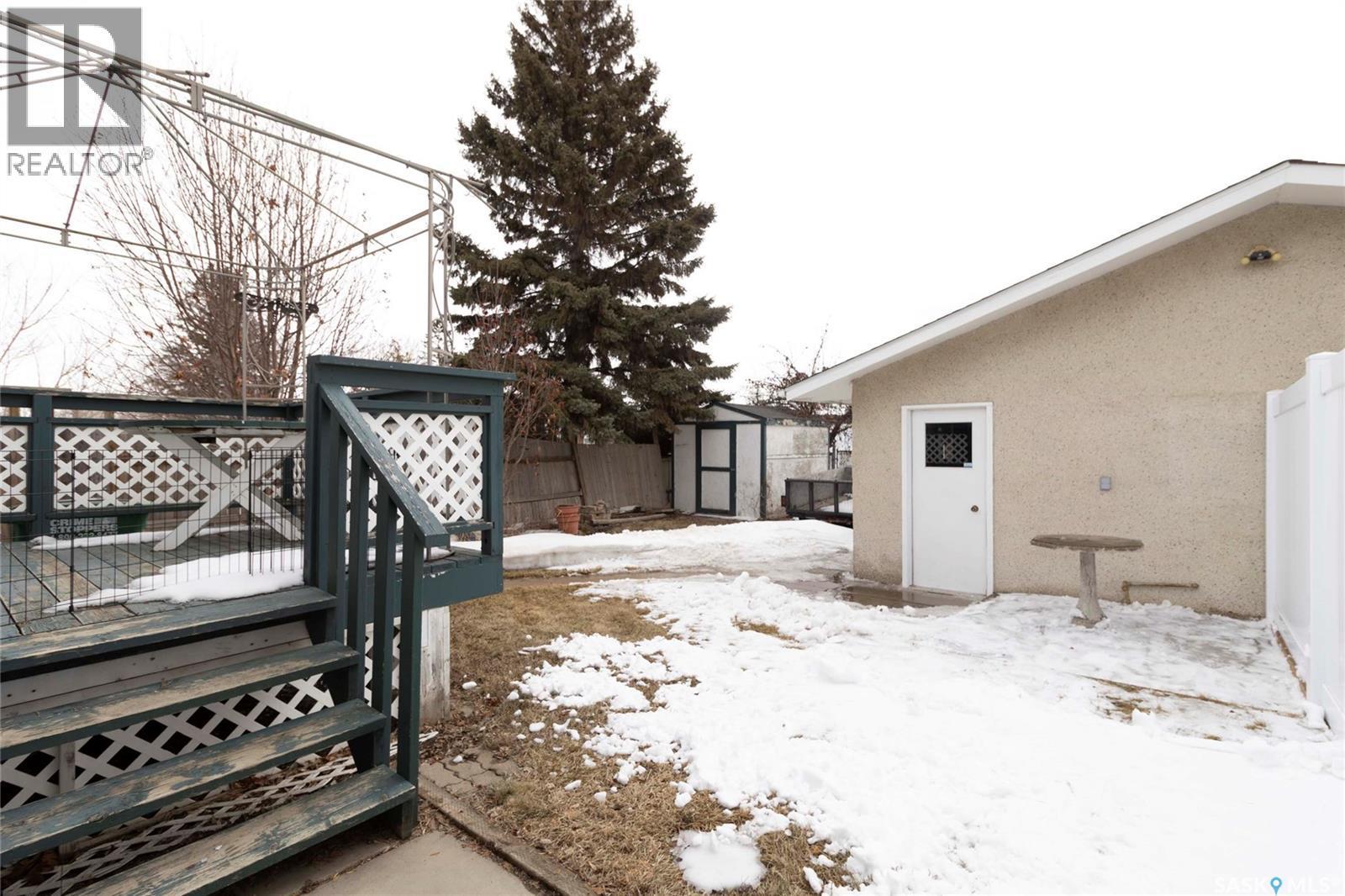 24 Anderson Crescent, Saskatoon, SK - Outdoor
