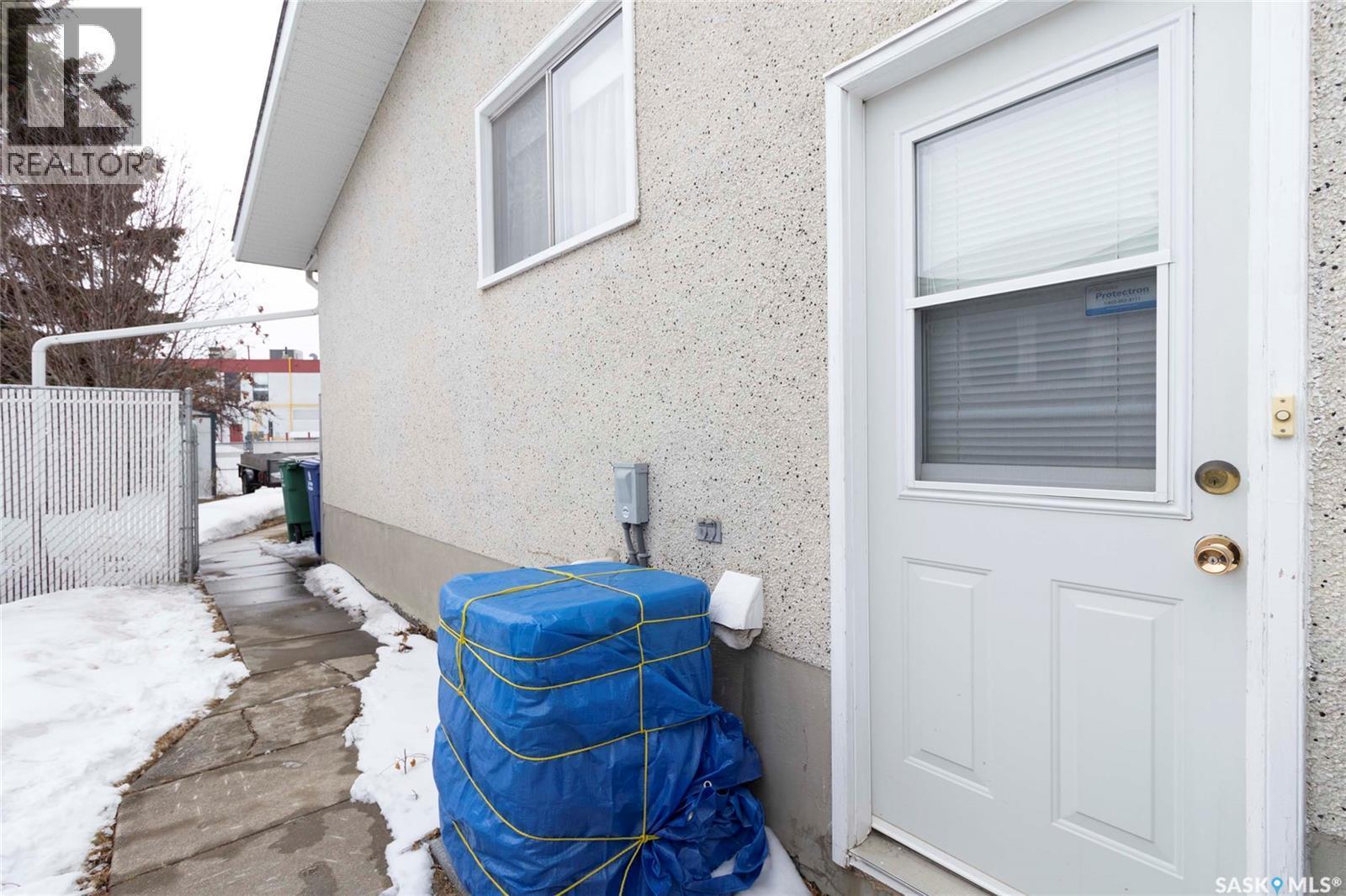 24 Anderson Crescent, Saskatoon, SK - Outdoor With Exterior