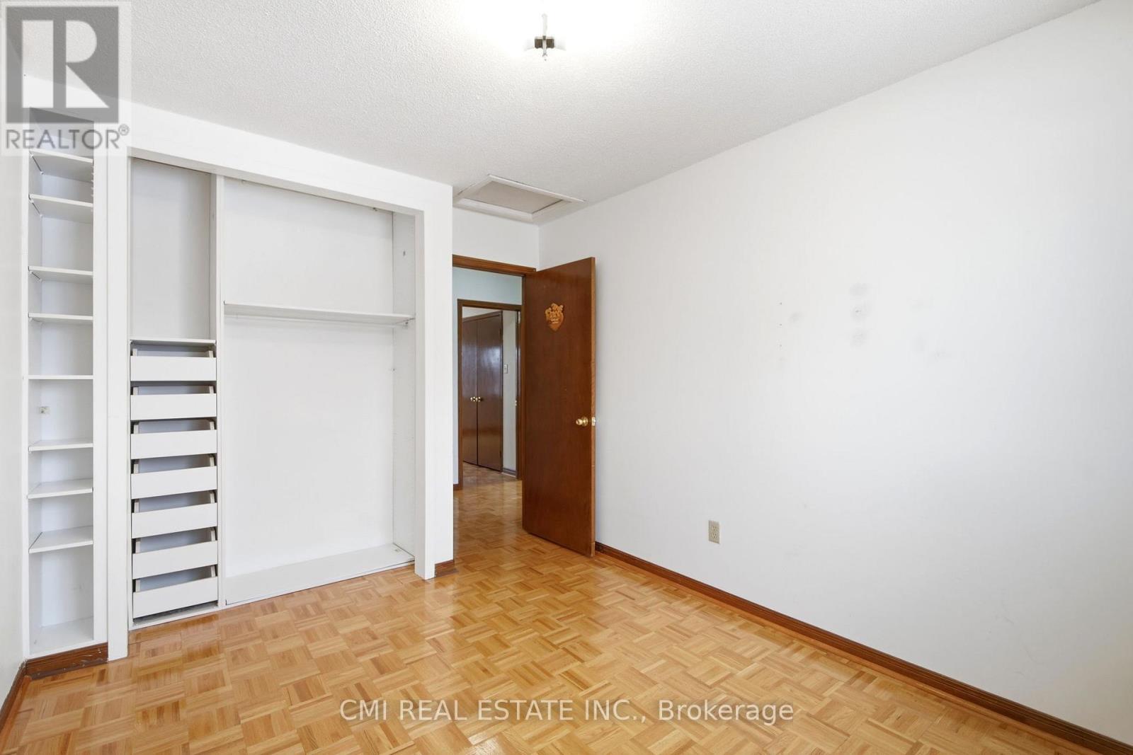 3 Forest Point Drive, Toronto, ON - Indoor Photo Showing Other Room