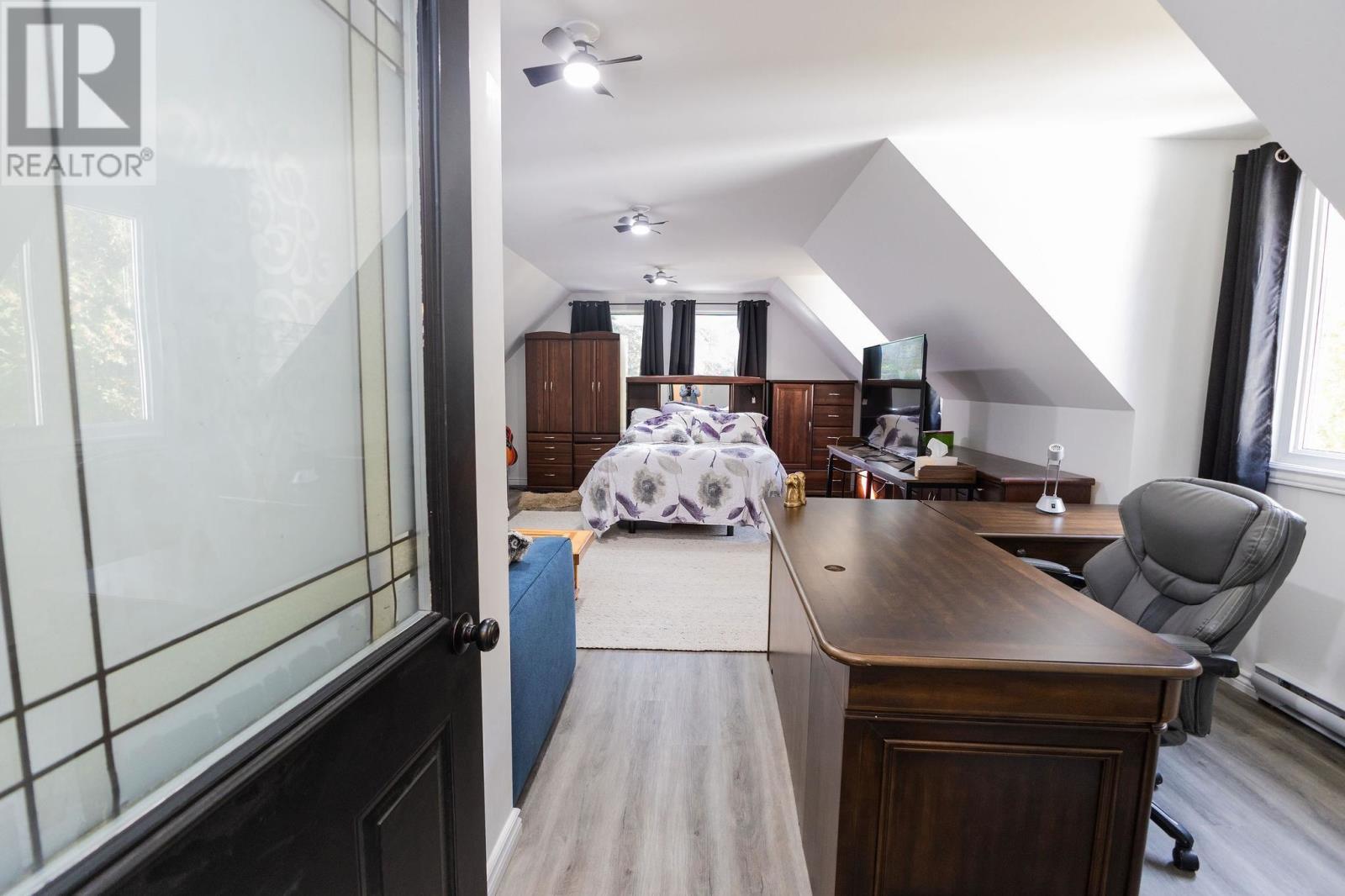 3882 Hamilton Dr, Hilton, ON - Indoor Photo Showing Office