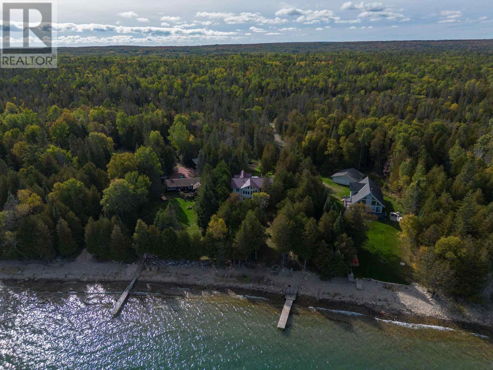 3882 Hamilton Dr, Hilton, ON - Outdoor With Body Of Water With View